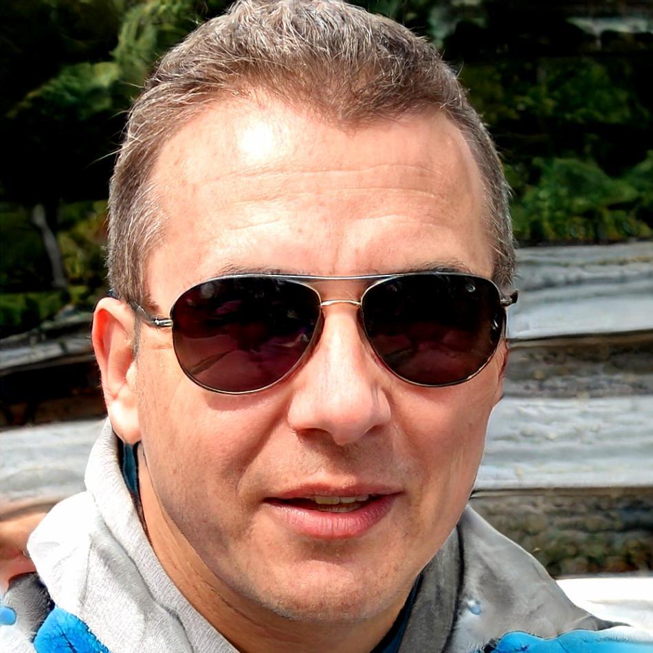 Pham Quang Hieu, DeFi Protocol Developer