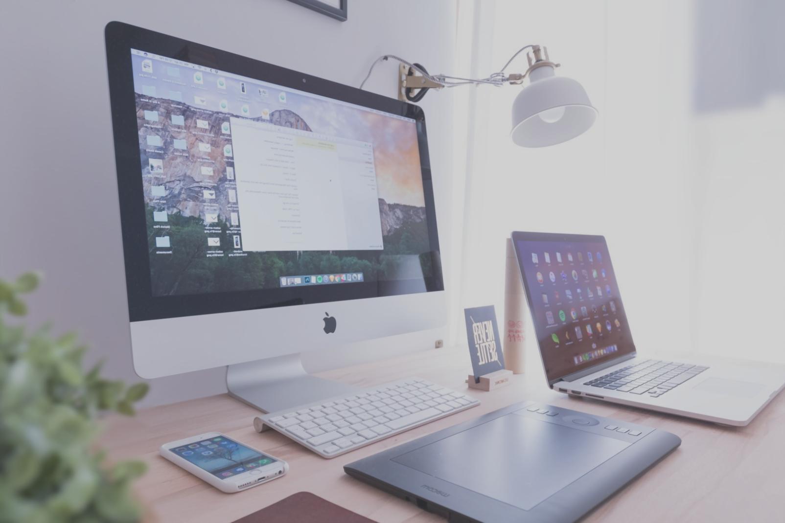 Community workspace with developers collaborating